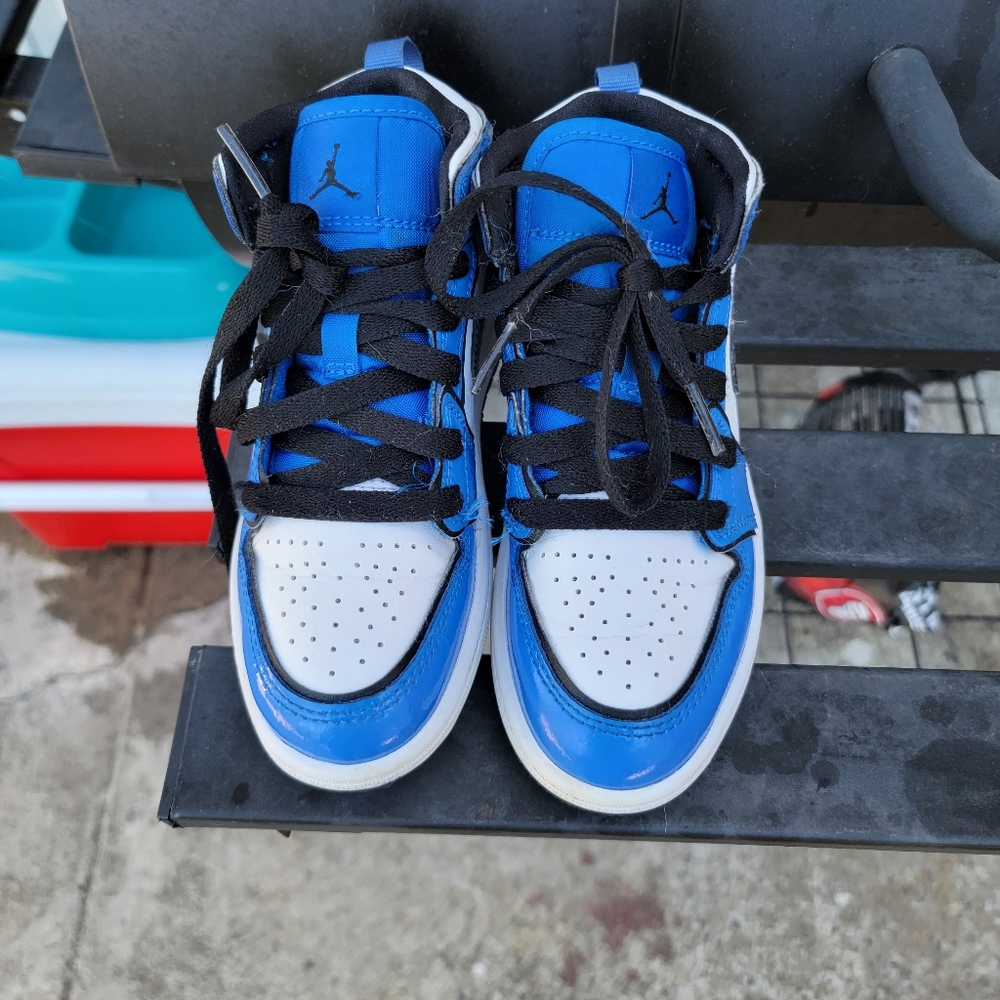 Toddler Jordans 1's limited Edition